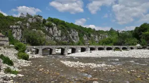 Il ponte sommergibile