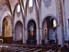 Intérieur de l'église Saint-Thyrs