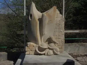 Monument Binarville
