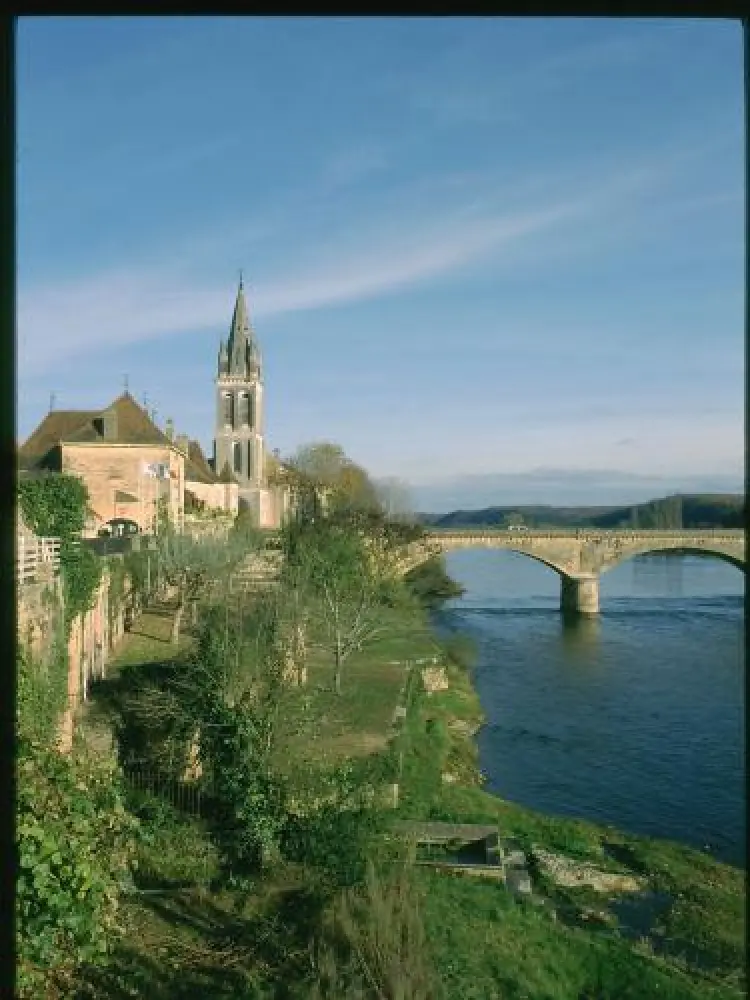 Lalinde - Lalinde Bridge (© Marc Doublet)