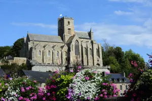 Collégiale (© Yannick le Gal)