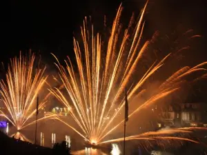 Fireworks of the 500th anniversary of the Pont de Rohan in August 2010