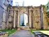 der ehemaligen Kapelle der Ursulinen-Kloster Portal (© Jean Espirat)