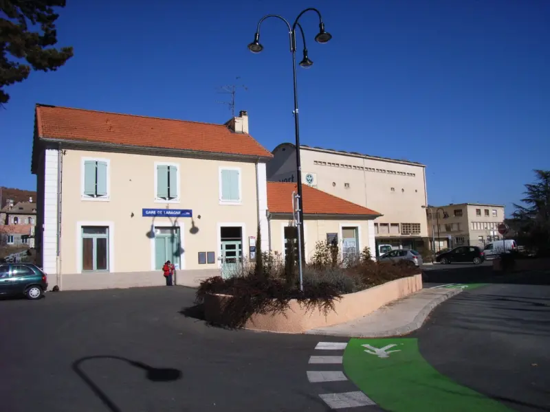 Gare de Laragne - Transport à Laragne-Montéglin