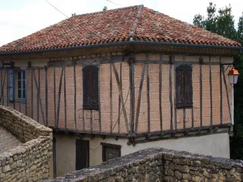 Lautrec - Maison du village