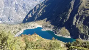 Lake Lauvitel van het gletsjermeer slot Plan Vianney