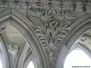 Le Mont-Saint-Michel - Sculptures du promenoir (© J.E)