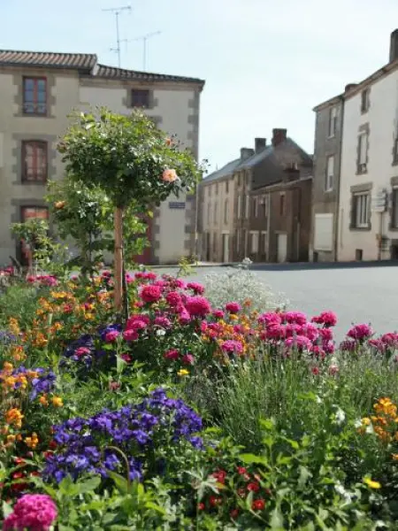 Les Epesses - Führer für Tourismus, Urlaub & Wochenende in der Vendée