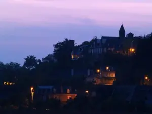 La ciudad histórica de noche