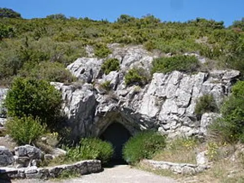 Cave of Limousis - Leisure centre in Limousis