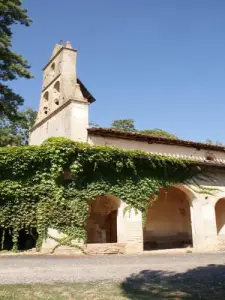 Chapelle de Saurs