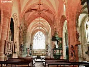 Interior de la iglesia