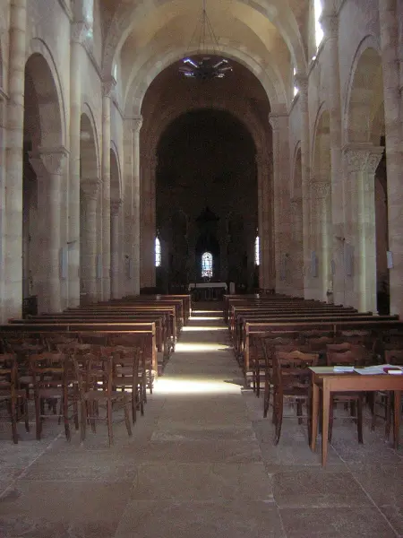 Kerk Saint-Alban - Monument in Lormes