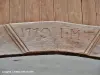 lintel old door in the village (© Jean Espirat)