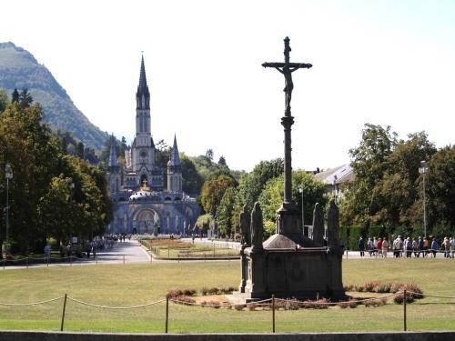 Lourdes - Basilica of the Rosary and the Immaculate Conception