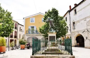 Monument aux Morts