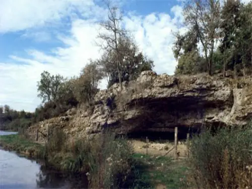 Lussac-les-Châteaux - Cave Hermitage