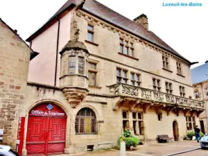 Maison du cardinal Jouffroy (© Jean Espirat)