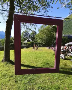 Encuentros artísticos a la vuelta de la esquina todos los miércoles de verano (© Maison du Parc National et de la Vallée)