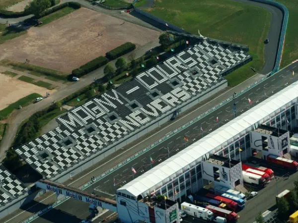 Magny-Cours - Guide tourisme, vacances & week-end dans la Nièvre