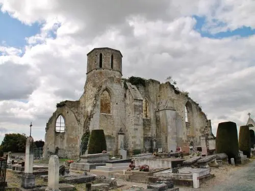 Marans - Ruines de l'église Saint-Étienne