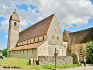 Kerk van Marast (© J.E)