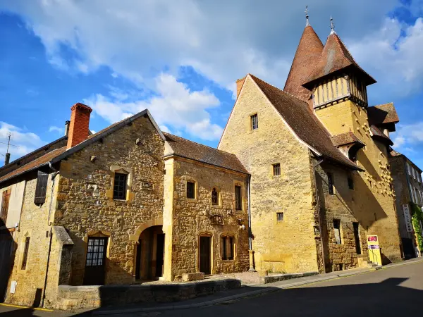 Museo de la Tour du Moulin - Lugar de ocio en Marcigny