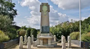 The monument to the dead