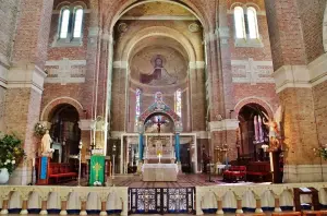 Het interieur van de kerk