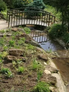 Small bridge in the garden of the museum Dubalen