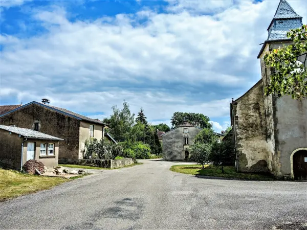 Montcourt - Guía turismo, vacaciones y fines de semana en Alto Saona