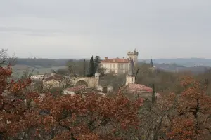 gesehen dem GR653 Montégut Castle