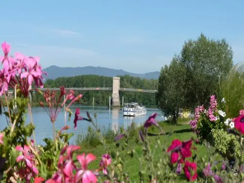 Montmerle-sur-Saône - Tourisme fluvial