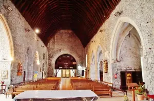 L'interno della chiesa di Saint-Jean-Baptiste