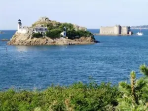 Château du Taureau et phare