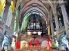 Interior of the Saint-Etienne temple (© Jean Espirat)