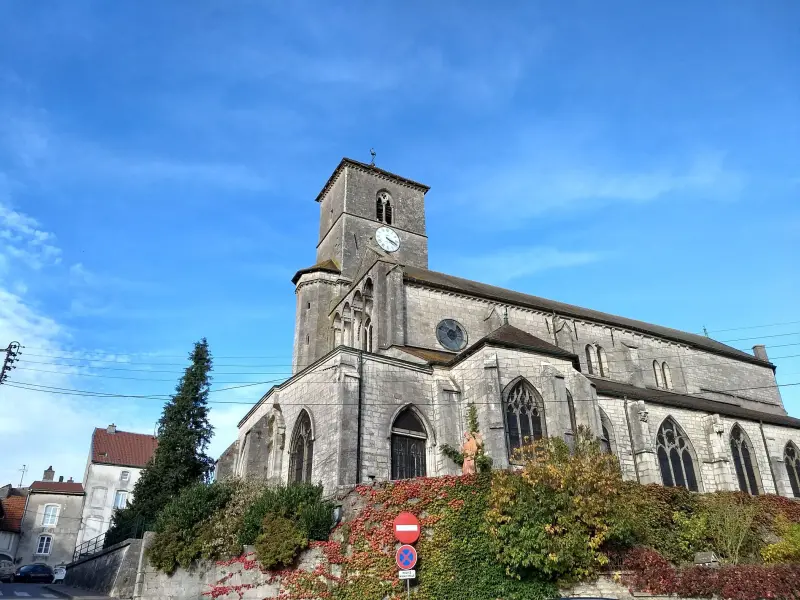 Church Saint-Christophe - Monument in Neufchâteau