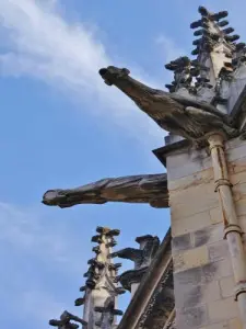 Saint-Cyr-et-Sainte-Julitte Cathedral