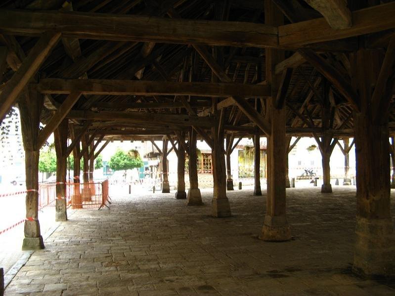 Nolay - Halle du XIVe de Nolay