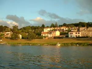 Former fishing village La Patache