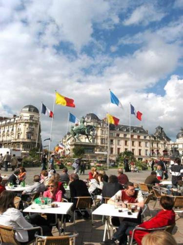 Orléans - Place du Martroi (© ville d'Orléans)