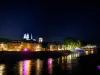 O Loire à noite (cidade de Orléans)