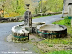 Fountain of the Nahin district (© J.E)