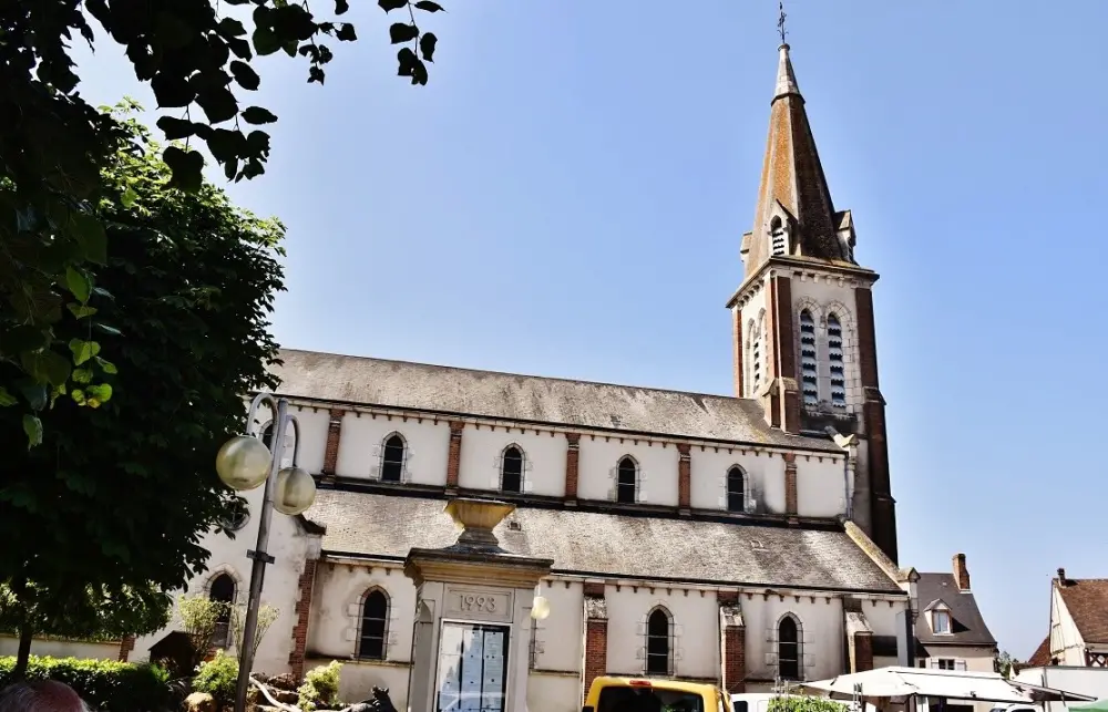 Ouzouer-sur-Loire - Saint-Ythier Church