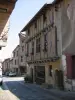 Maison en encorbellement rue de la Vau Saint-Jacques, ancienne auberge Saint-Nicolas