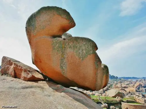 Perros-Guirec - Ploumanac'h - Cabeza de gigante (© JE)