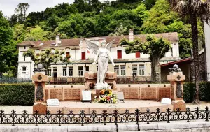 Le monument aux Morts