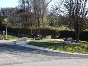 The place Bonnelle at the entrance of the village