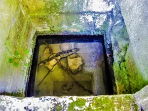 Fonte della fontana-lavoir di Coulvot (© J.E)