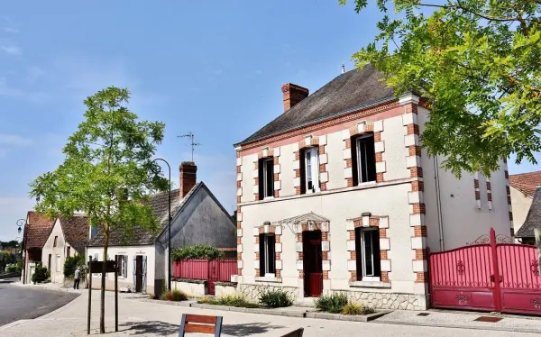 Pierrefitte-ès-Bois - Tourism, holidays & weekends guide in the Loiret